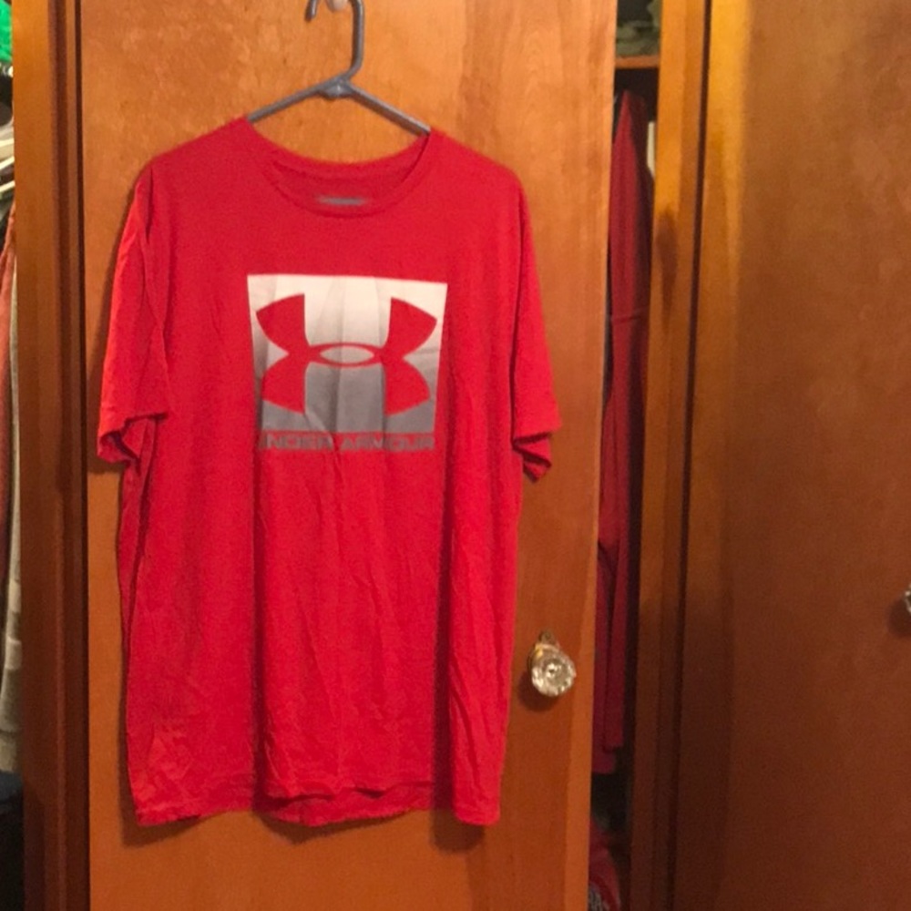 Under Armour T-Shirt